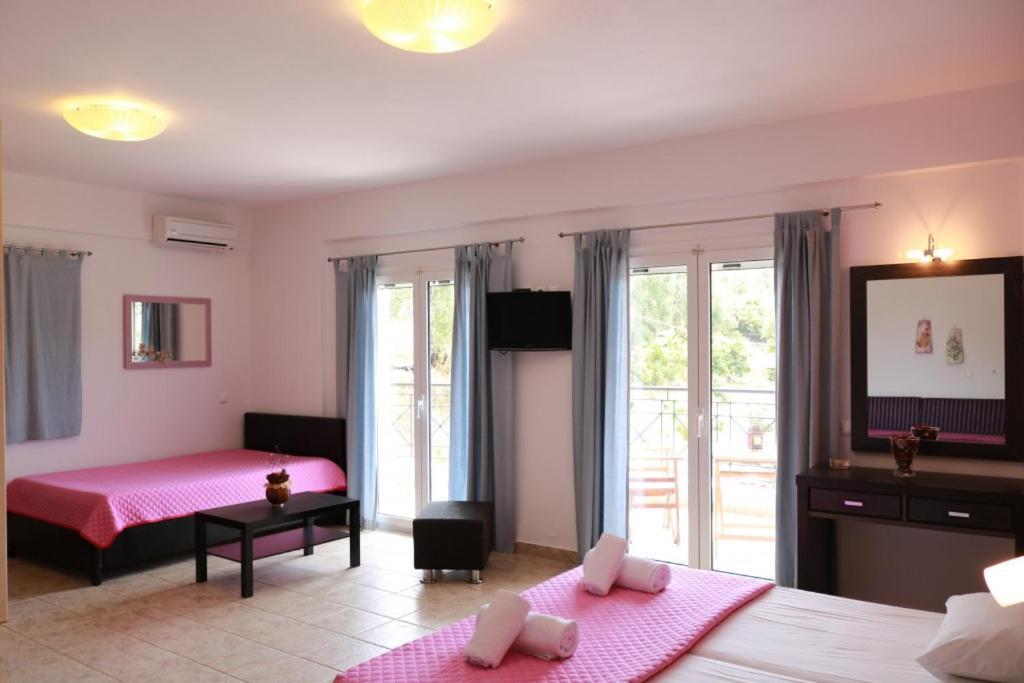 Dafni Studios No2 Parga Exteriör bild